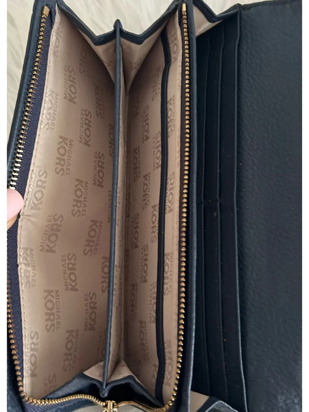 Michael Kors Navy Pebbled Leather Continental Wallet Zip Around Clutch Gold Logo